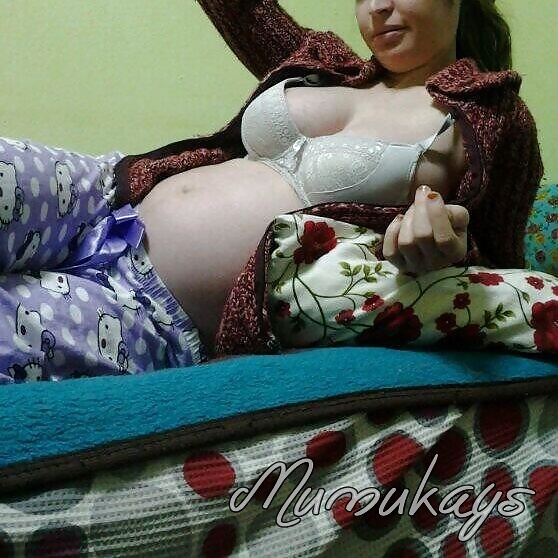Turco ragazza incinta
 #27901829
