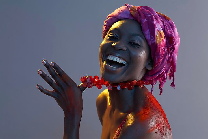 Amelia, Modell Von Uganda Nn #40963919
