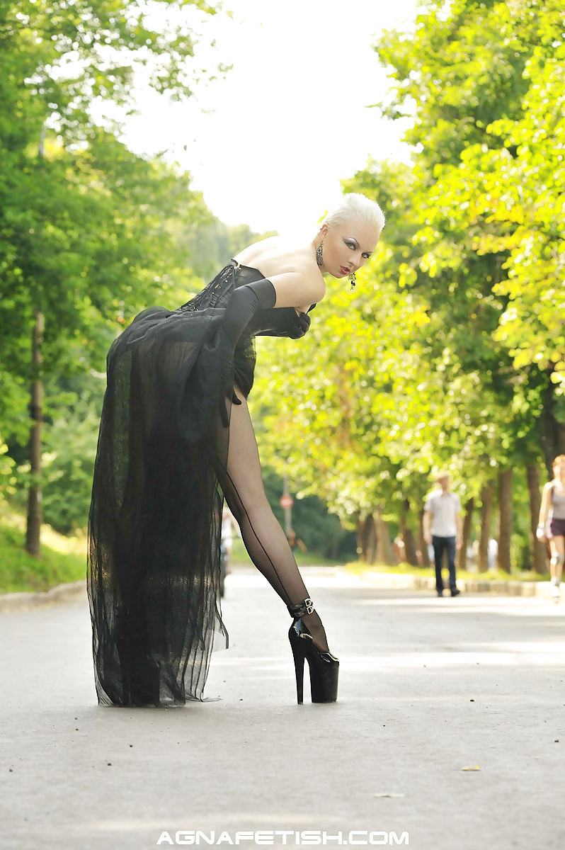 Gown #39583084
