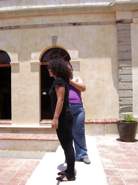 Gorda culona
 #24133005