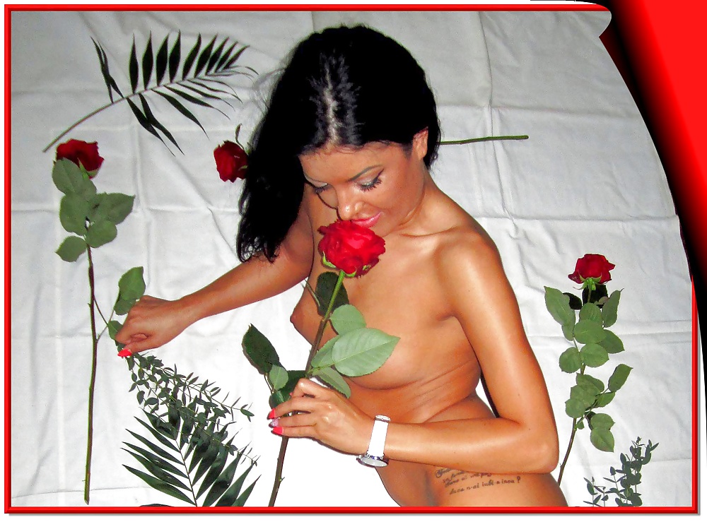 Dama con rosas
 #33071014