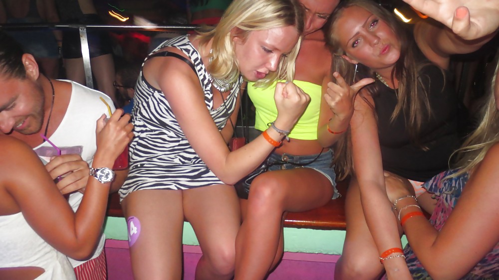 若いスウェーデン人 パート5
 #30963274