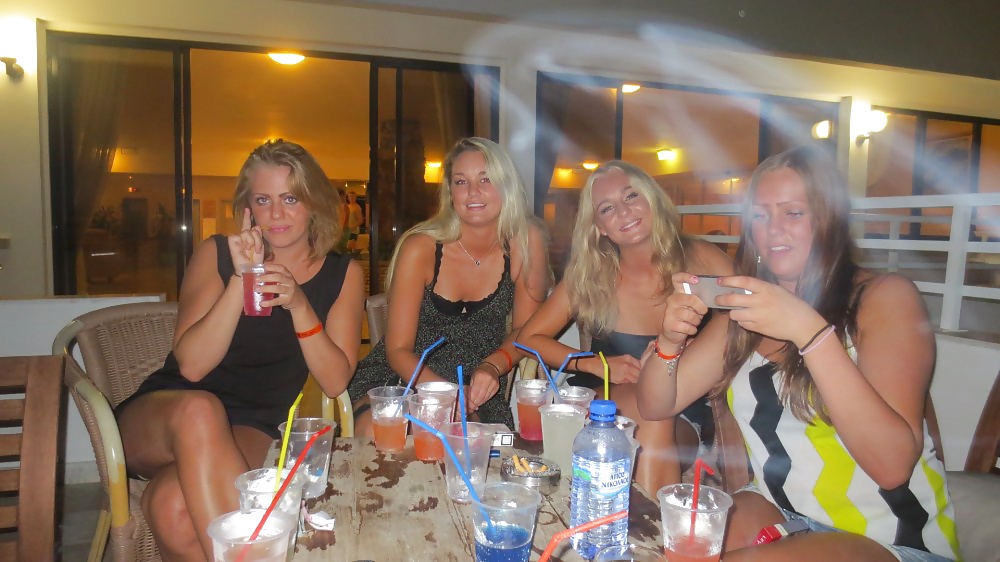 Jóvenes suecos parte 5
 #30963300