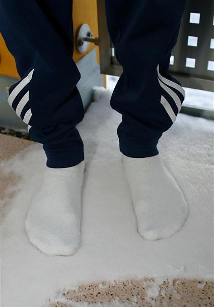 Flory 5 Netter Junge Füße Und Socken #35982859