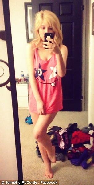 Jannette Mccurdy #26960282
