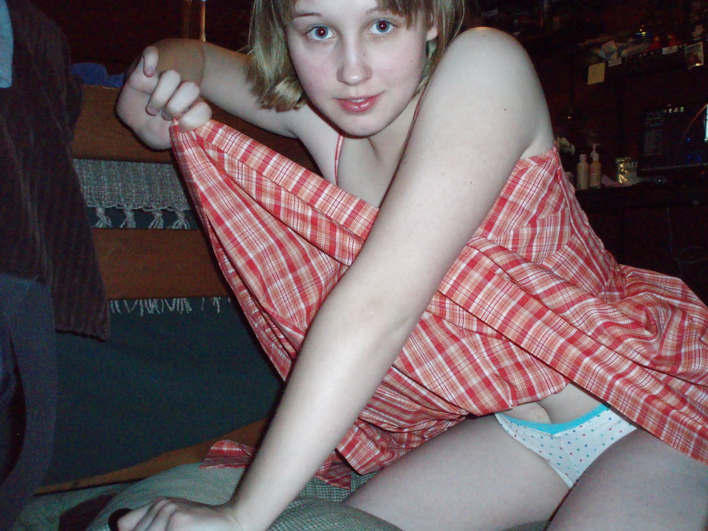 Young cutie with Foot Fetish #26707775