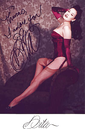 Dita von teese - autogramme
 #25207595