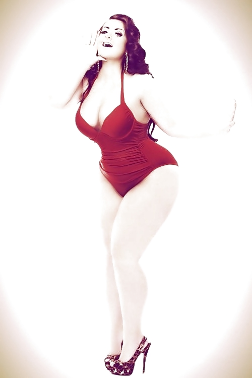 La bellezza delle curve (lingerie)
 #24570871