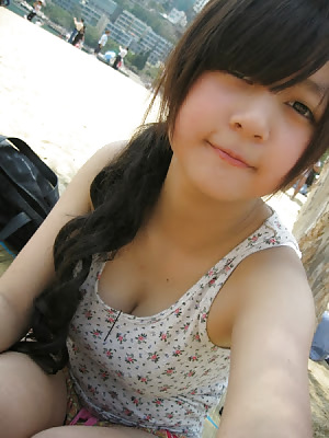 Cute Hong Kong Girl  #25904003