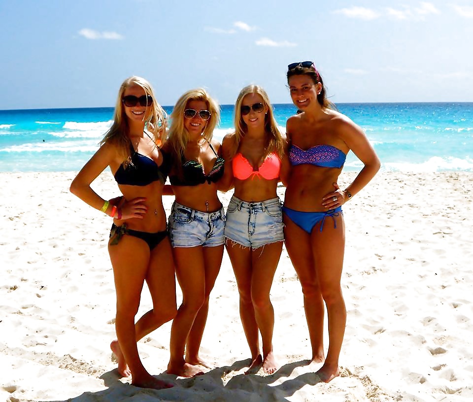 Facebook teen babes 22 bikini beach sorority #31729125