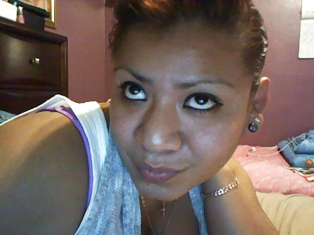 Chicas locales
 #23575401