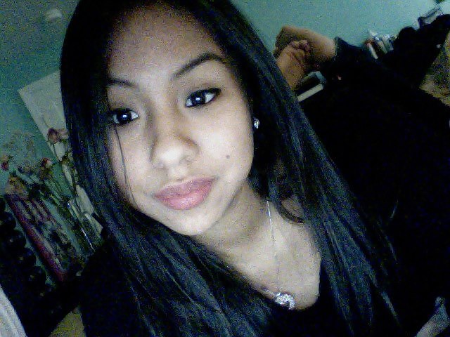 Chicas locales
 #23575439