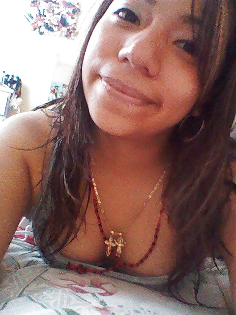 Chicas locales
 #23575494