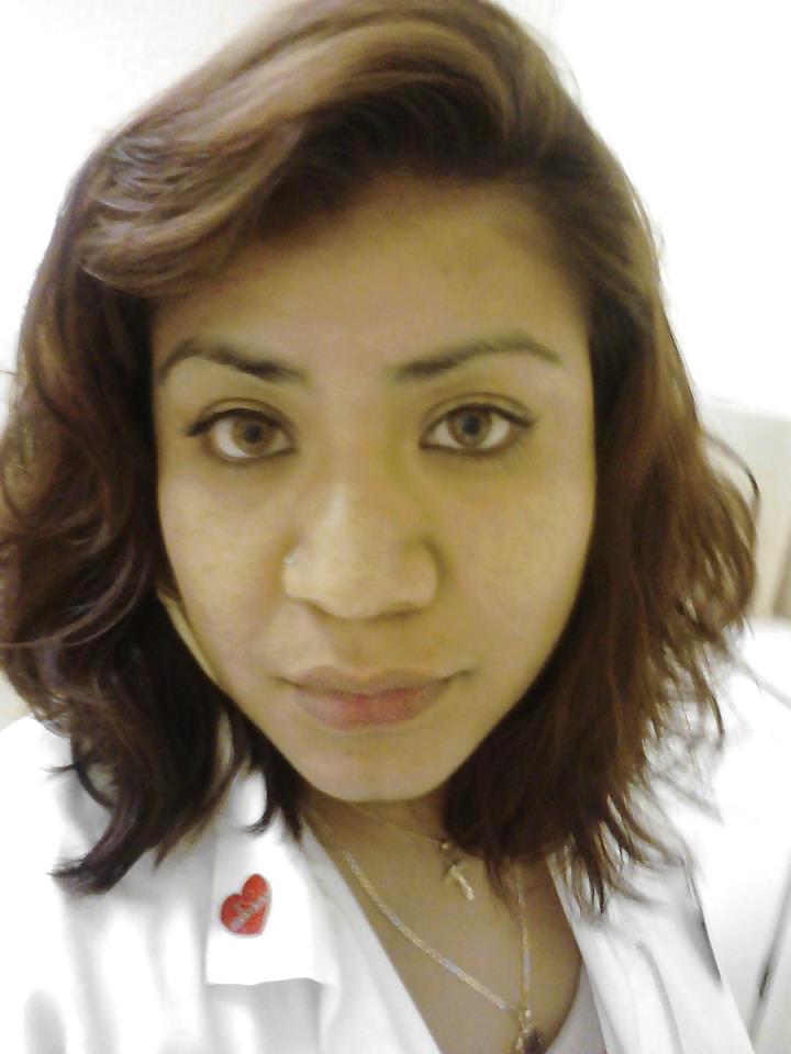 Chicas locales
 #23575500