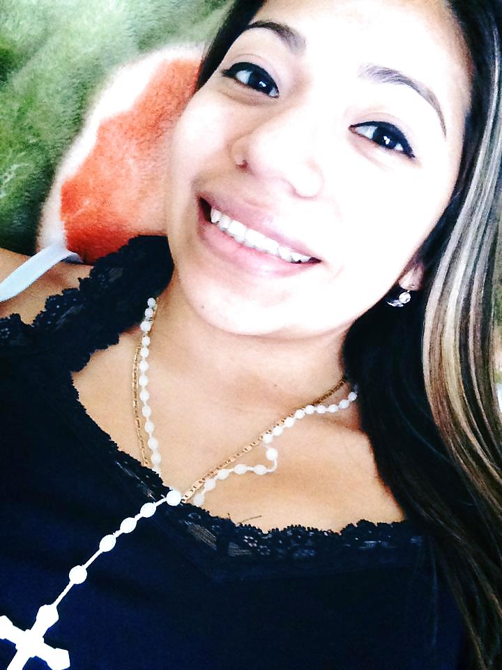 Chicas locales
 #23575520