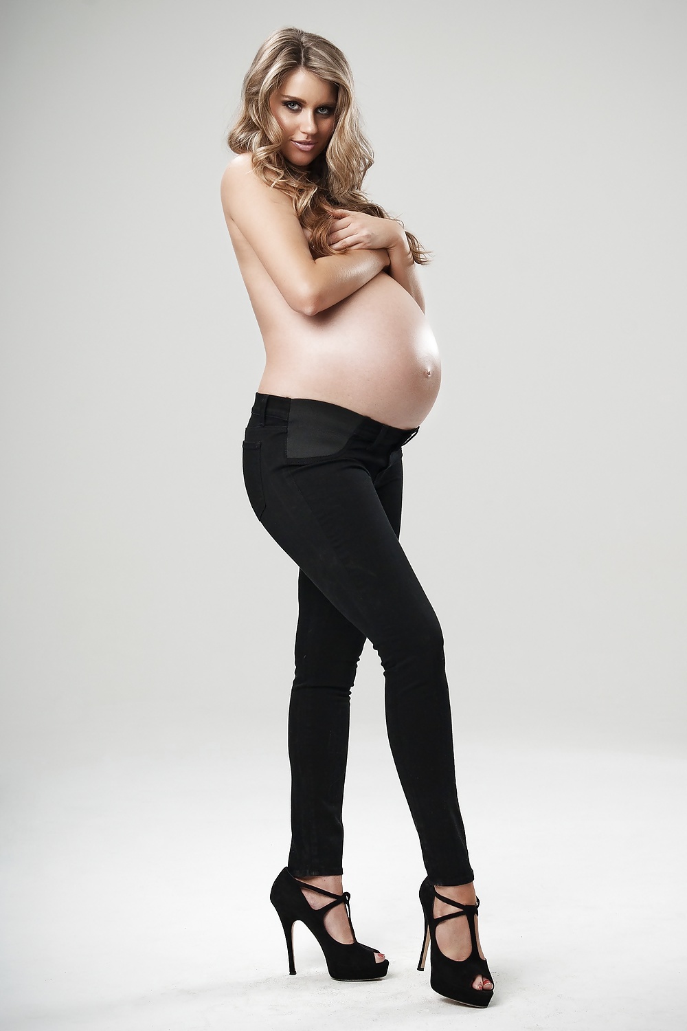 Pregnant #31476662