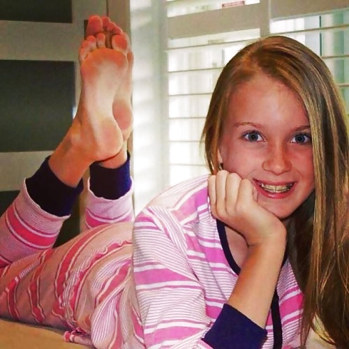 Enero 2015 pies 
 #40299148