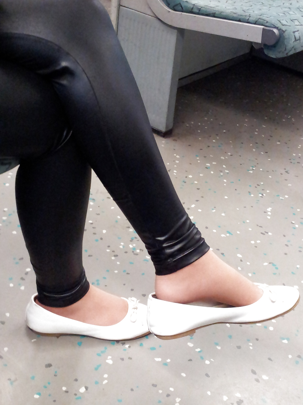 Wifes well worn stinky Ballerinas Flats shoes #36582108
