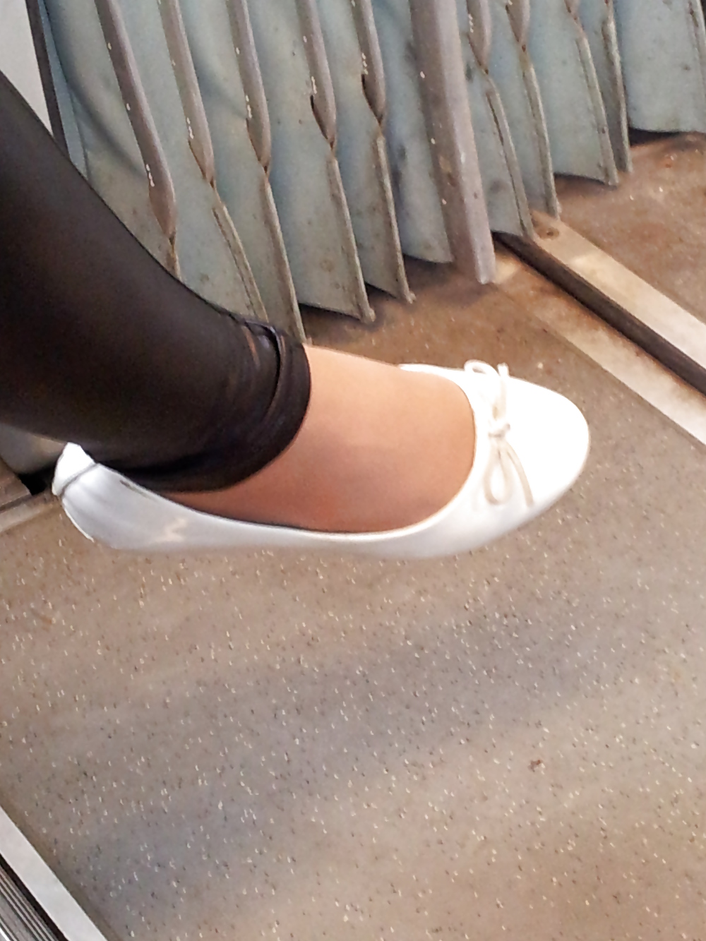 Wifes well worn stinky Ballerinas Flats shoes #36582130