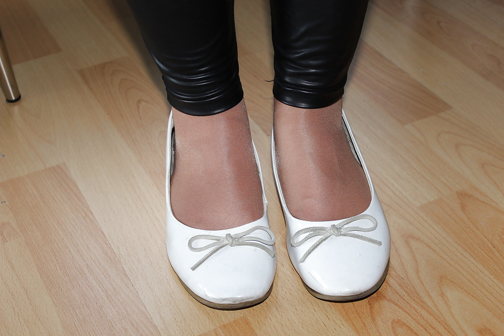 Wifes well worn stinky Ballerinas Flats shoes #36582260