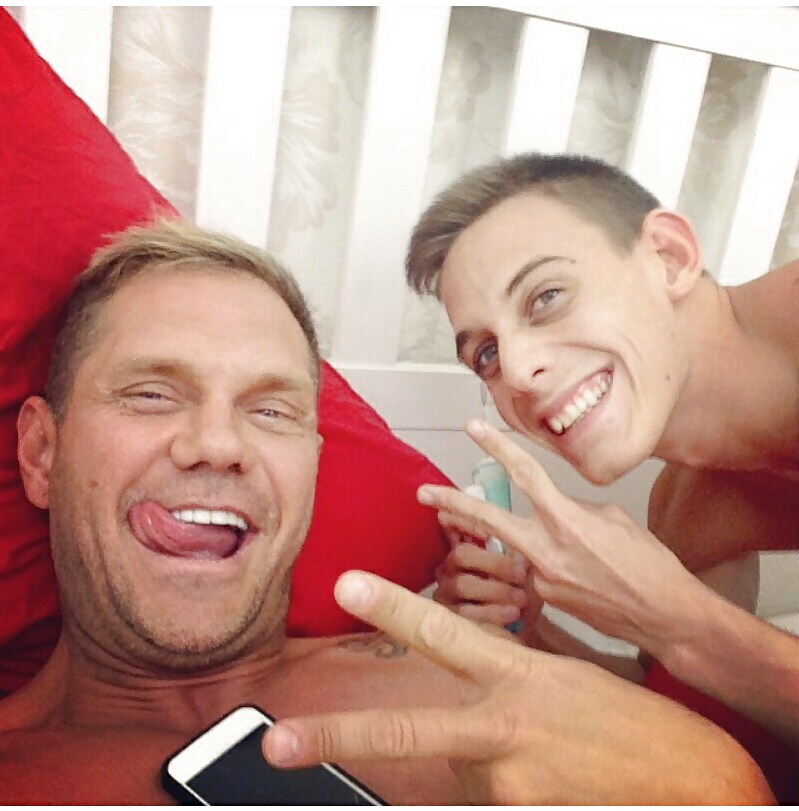 Jóvenes españolas folladas, en público, entre bastidores. chris diamond.
 #29519853