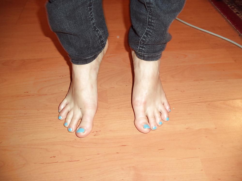 Feet of girls #25977254