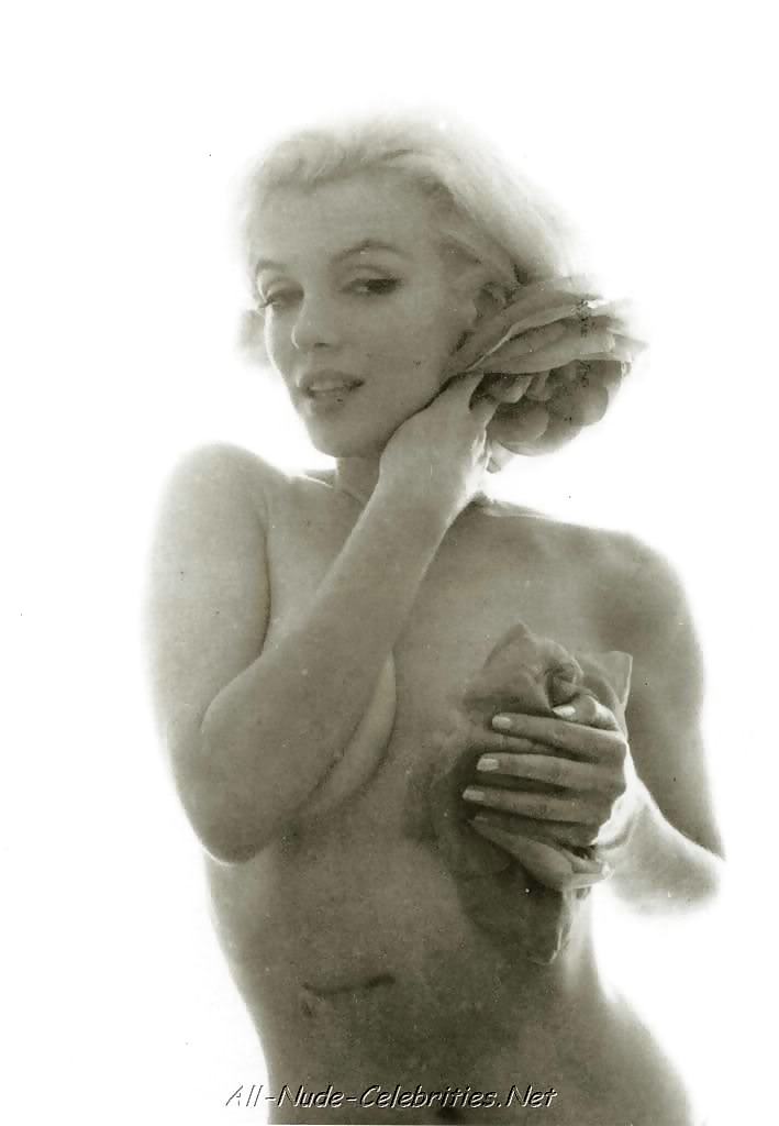 昨晩の映画スターのヌード
 #36748075