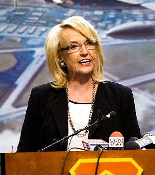 Per tutti coloro che amano masturbarsi con la conservatrice Jan Brewer
 #34861669