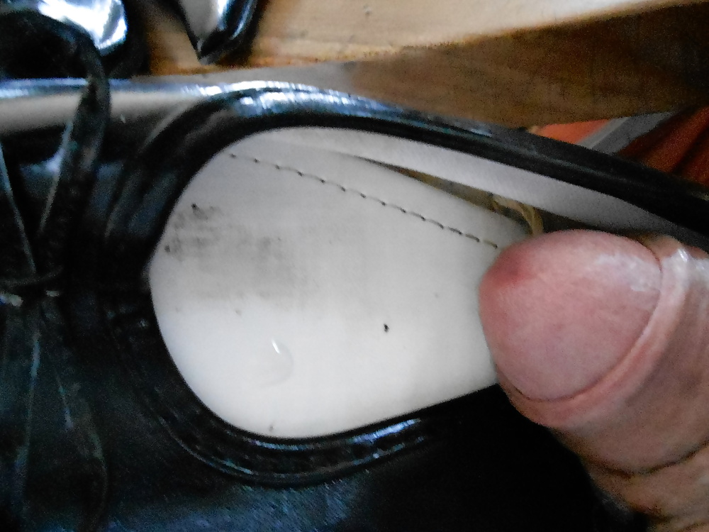 Je me branle avec ses ballerines (suite) #31523621