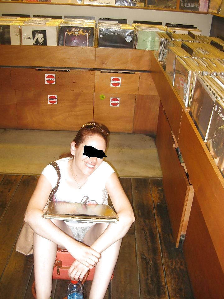 勃起した女の子
 #33239955