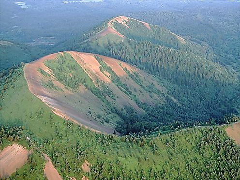 Tierra forjada por el fuego y el agua
 #33333287