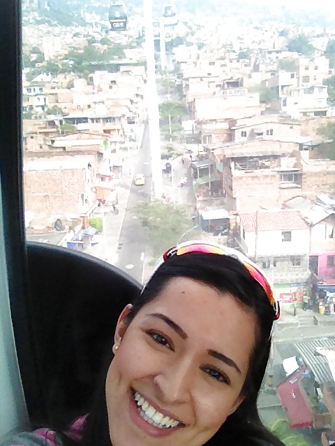 Johana de medellin
 #40270710