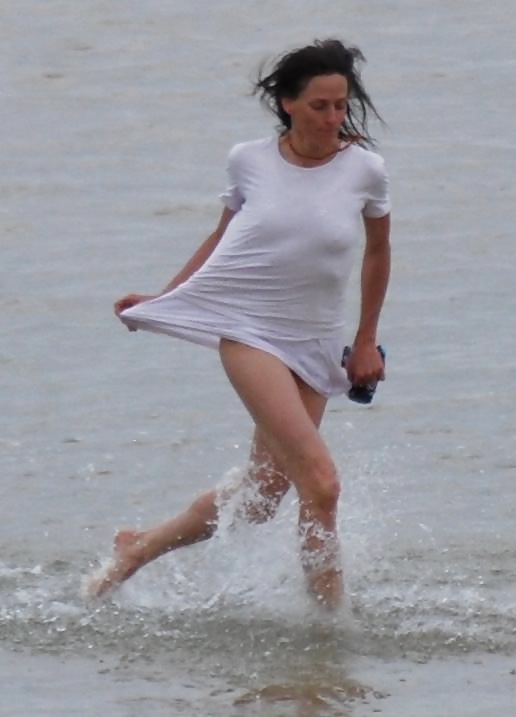 Sur la plage #24115388