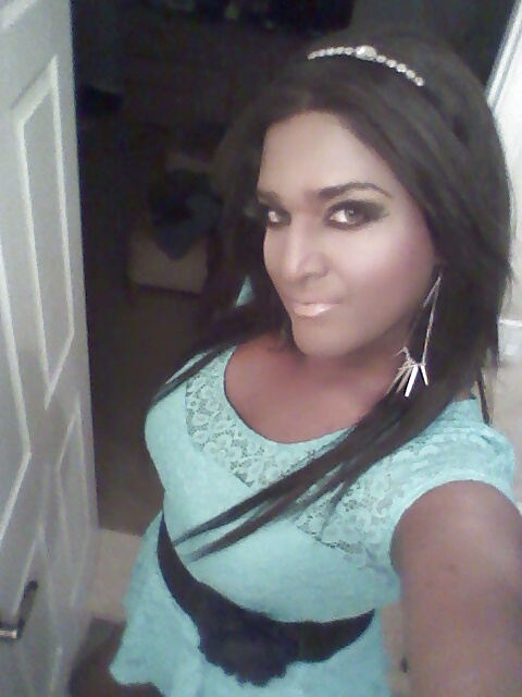 Getting ready to go out #29741148