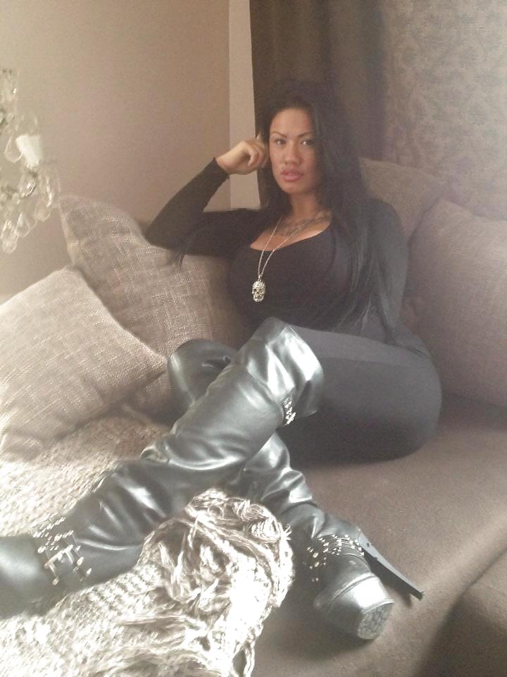 Teufelsweib
 #25646698