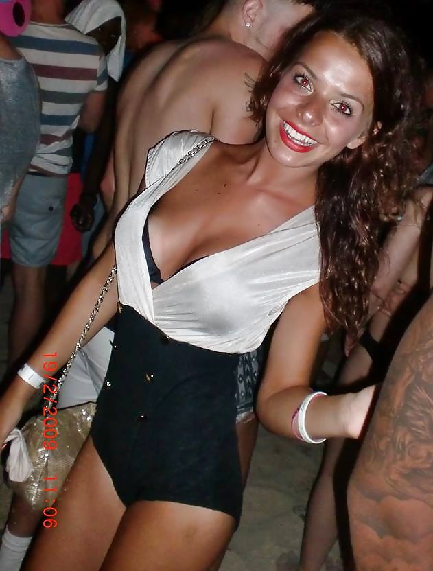 Facebook sluts- Lizzie reay pt.2
 #24160894