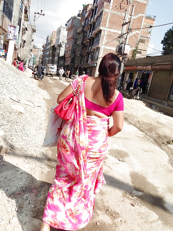 Sexy Nepali aunty with huge ass in saree #39777776