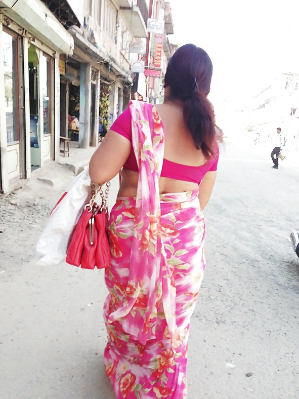 Sexy Nepali aunty with huge ass in saree #39777821