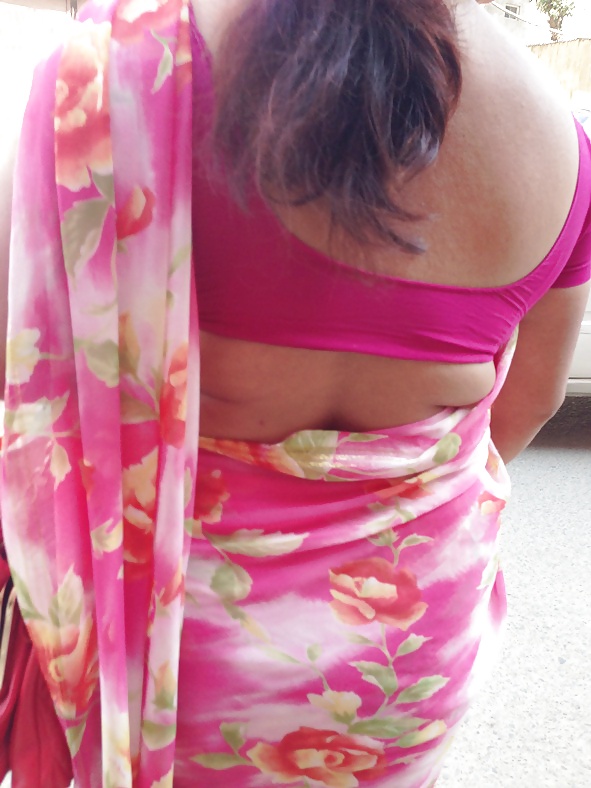 Sexy Nepali aunty with huge ass in saree #39777836