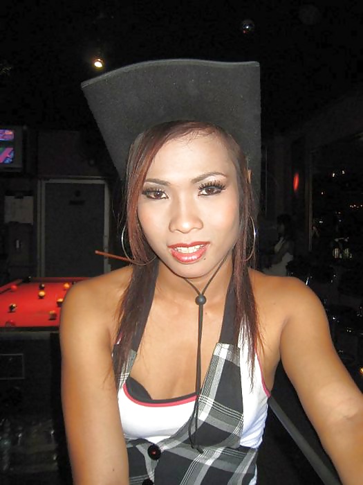 Bangkok Ladyboy Moo #33171922