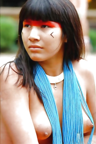 部族の女性のヌード
 #30187678