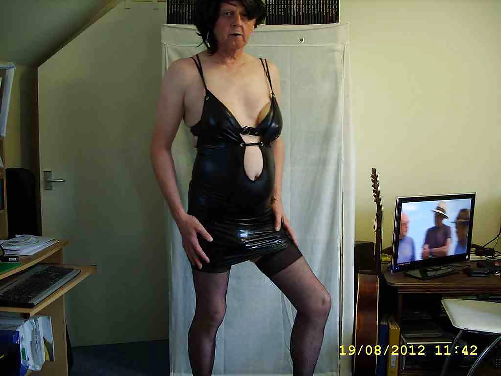 私だけ
 #27781380