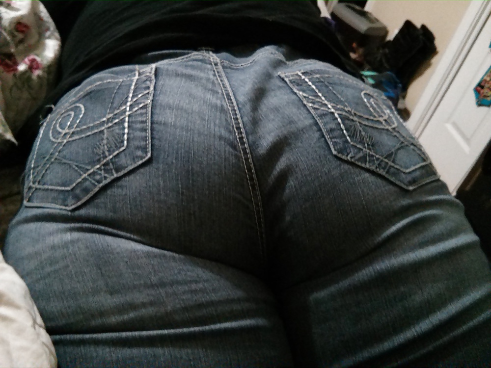 Graisses Large Ass Latina En Jeans Serrés #31868423