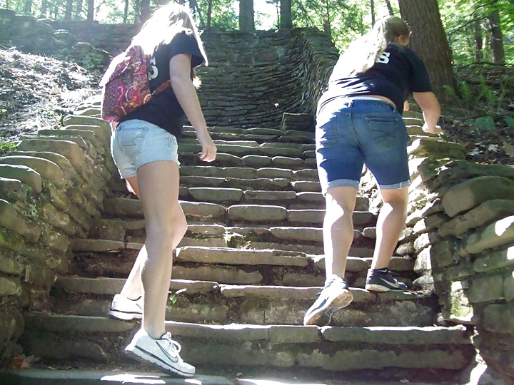 ジーンズでお尻
 #29528549