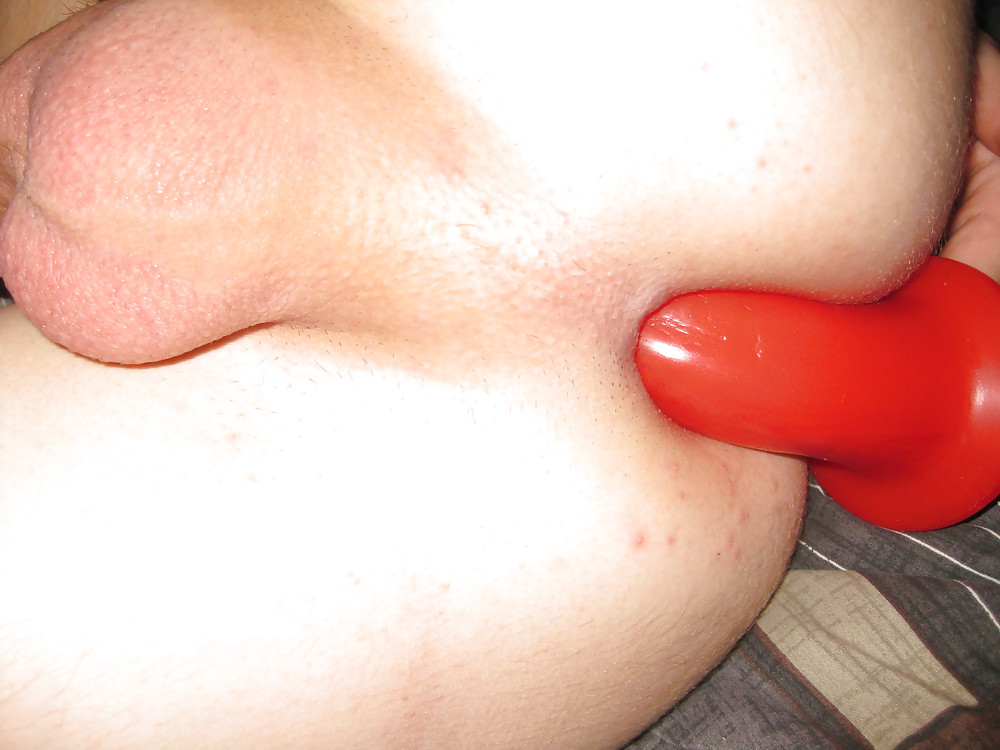 Masturbazione anale con dildo rosso (seconda parte)
 #34464266