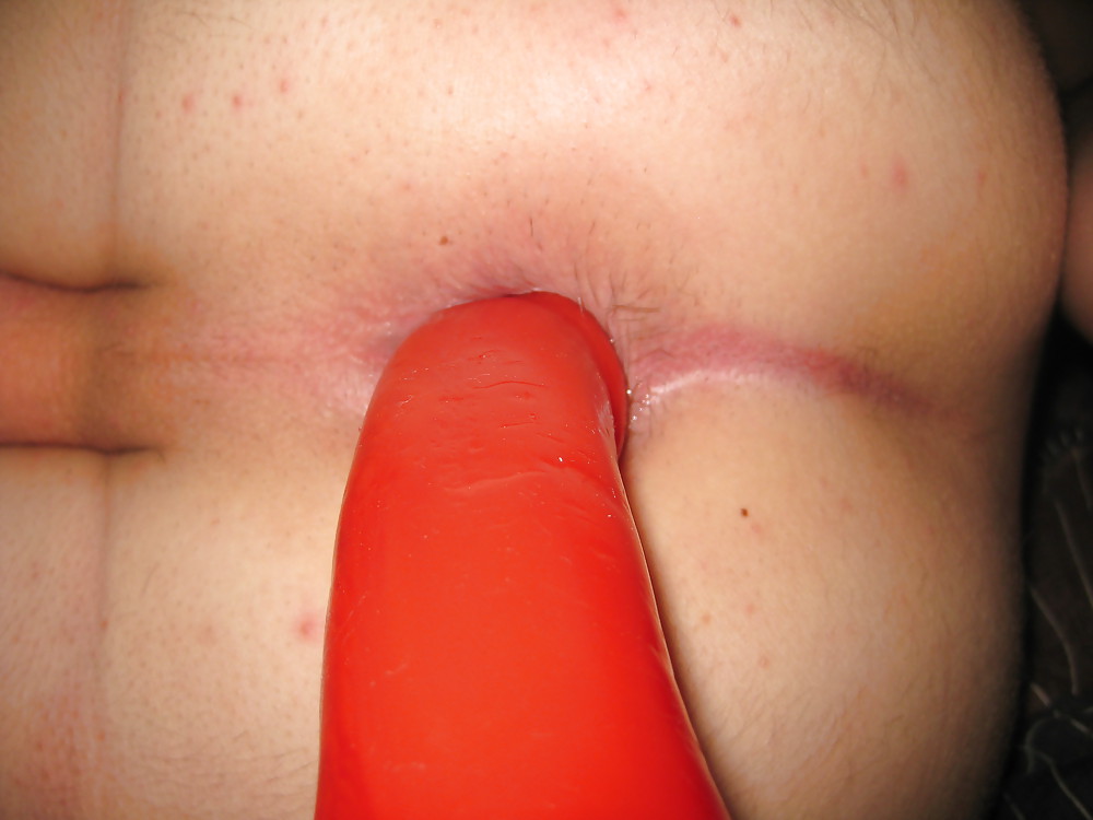 Masturbazione anale con dildo rosso (seconda parte)
 #34464270