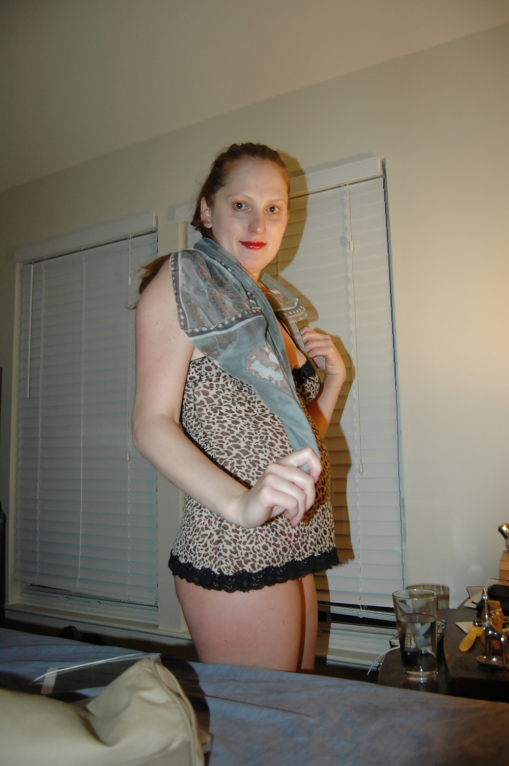Speichern Sie Eine Sexy Prego Hure Frau #39867376
