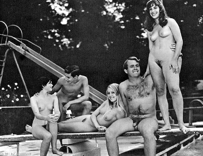 Gruppi di persone nude - edizione vintage - vol. 7
 #23850775