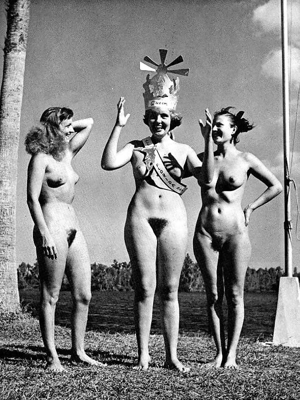Gruppi di persone nude - edizione vintage - vol. 7
 #23850813