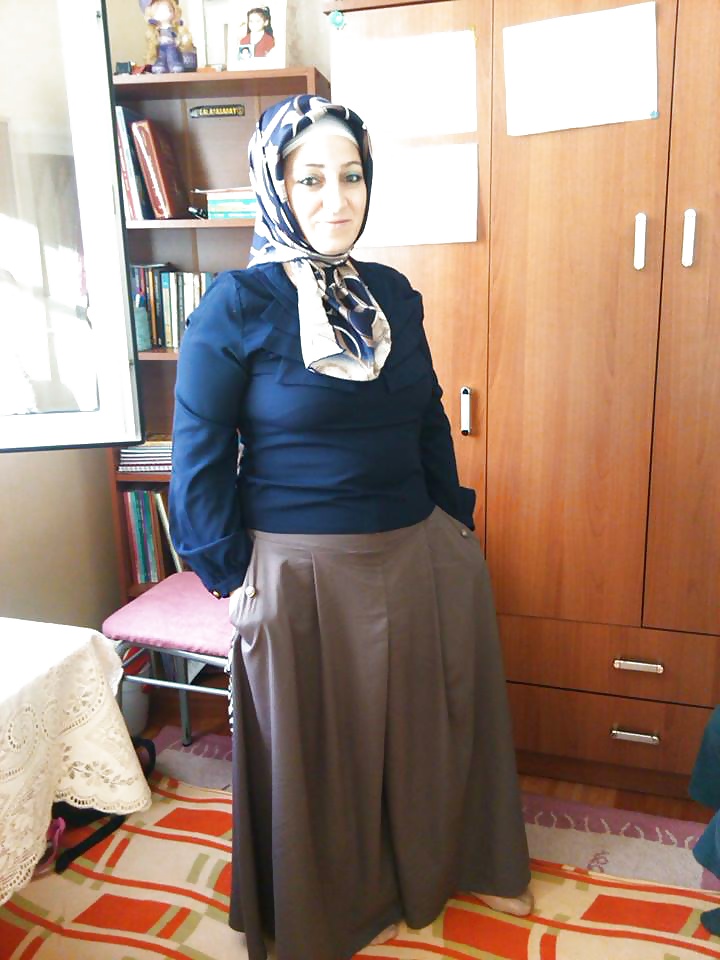 Die Schnittstelle Turbanli Türkisch Hijab Indische Sitzen #29322407